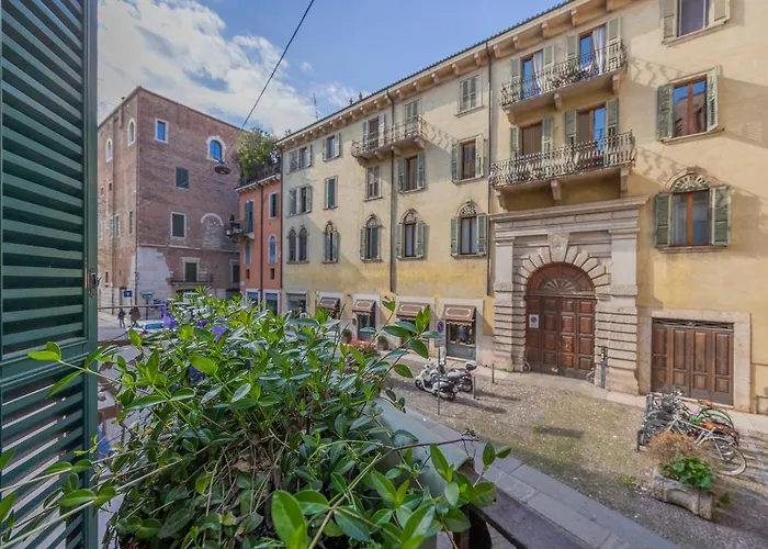 Domus Largo Pescheria