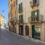 Domus Largo Pescheria Apartment