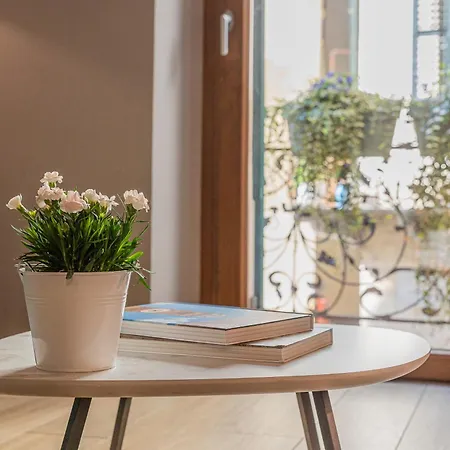 Apartment Domus Largo Pescheria Verona