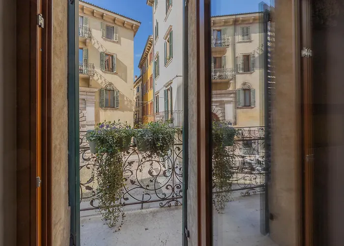 Domus Largo Pescheria Apartmán *